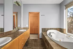 224 Willard St, Houston, TX 77006 - Photo 33