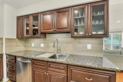 3327 Honey Creek Drive, Houston, TX 77082 - Photo 11