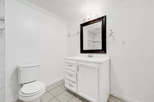 8004 Mendez St, Houston, TX 77029 - Photo 13