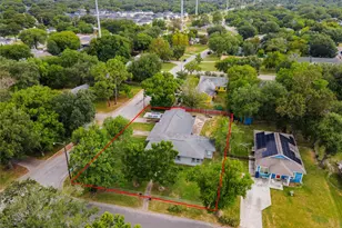 1226 14th Ave N, Texas City, TX 77590 - Photo 1