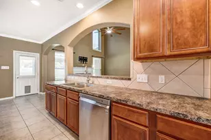 21819 Hannover Village Dr, Spring, TX 77388 - Photo 11