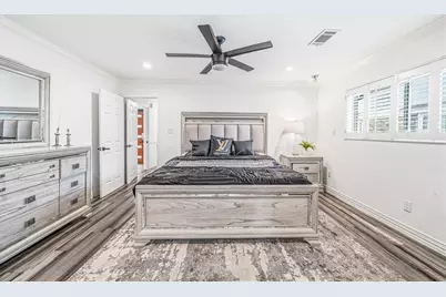 9022 Quebec Dr, Houston, TX 77096 - Photo 27
