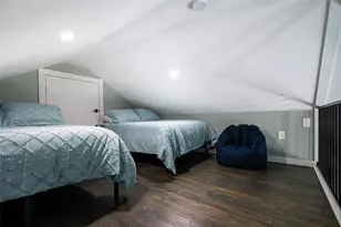 1084 Johnson Rd, Gilchrist, TX 77617 - Photo 25