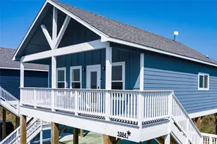 1084 Johnson Rd, Gilchrist, TX 77617 - Photo 27