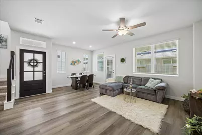 8409 Arden Valley Lane, Houston, TX 77063 - Photo 15