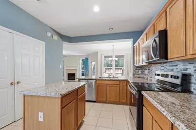 148 Piper Trail, The Woodlands, TX 77381 - Photo 9