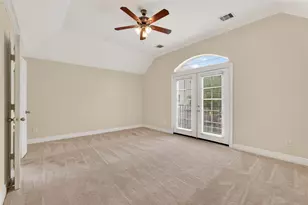2605 Cheshire Oaks Dr, Houston, TX 77054 - Photo 9