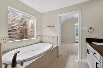2605 Cheshire Oaks Drive, Houston, TX 77054 - Photo 21