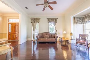 809 Milam St, Columbus, TX 78934 - Photo 5