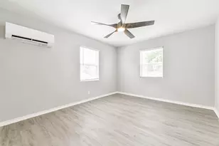 812 38th St, Galveston, TX 77550 - Photo 17
