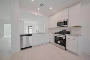 2212 Manila Ln, Texas City, TX 77568 - Photo 11