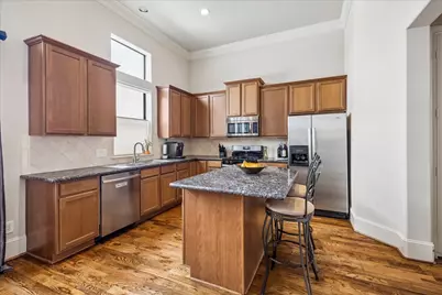 5708 Kansas St B, Houston, TX 77007 - Photo 7