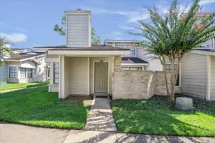 11957 Bob White Dr, Houston, TX 77035 - Photo 5