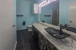 921 Marine Dr, Galveston, TX 77550 - Photo 13