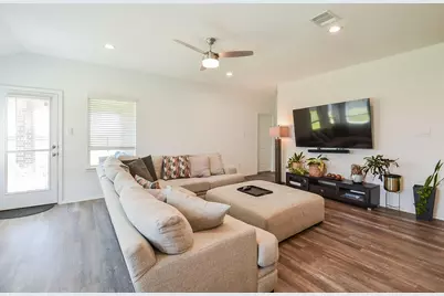 4949 Almond Terrace Drive, Katy, TX 77493 - Photo 9