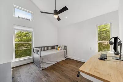 7703 Bobbitt Lane #D, Houston, TX 77055 - Photo 19