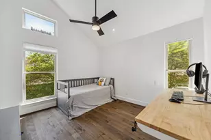 7703 Bobbitt Ln, Houston, TX 77055 - Photo 19