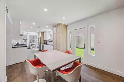 7703 Bobbitt Lane #D, Houston, TX 77055 - Photo 11