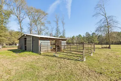 392 Robert E Lee Lane, Livingston, TX 77351 - Photo 35