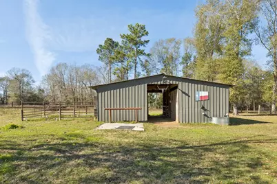 392 Robert E Lee Lane, Livingston, TX 77351 - Photo 33