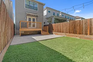 1913 W 15th St, Houston, TX 77008 - Photo 35