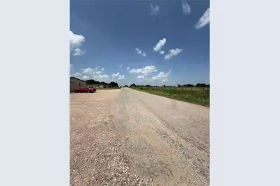 1528 Scroggins Lane, Waller, TX 77484 - Photo 5
