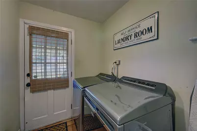 706 S Market Street, Brenham, TX 77833 - Photo 13