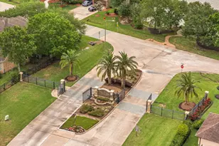 2321 Lakeway Dr, Friendswood, TX 77546 - Photo 49
