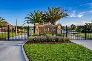 2321 Lakeway Dr, Friendswood, TX 77546 - Photo 3