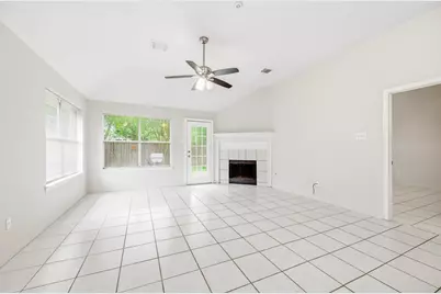 9619 E Withers Way Circle, Houston, TX 77065 - Photo 17