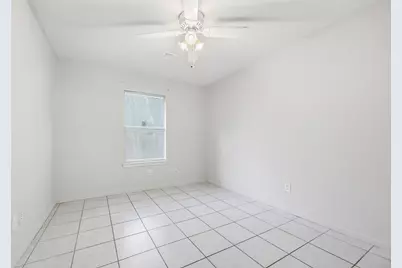 9619 E Withers Way Circle, Houston, TX 77065 - Photo 19