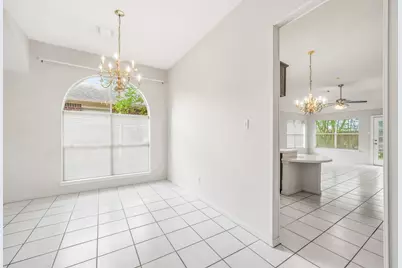 9619 E Withers Way Circle, Houston, TX 77065 - Photo 15