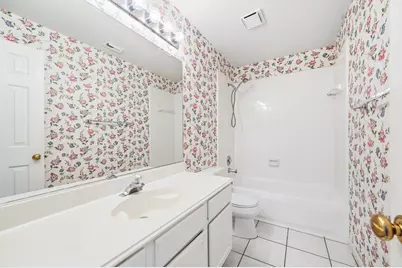 9619 E Withers Way Circle, Houston, TX 77065 - Photo 37