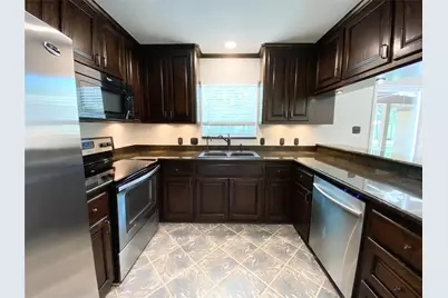 26411 Maplewood Drive, Oak Ridge North, TX 77386 - Photo 7