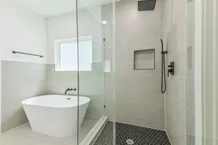 5703 Balbo St, Houston, TX 77091 - Photo 31