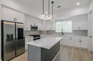 5703 Balbo St, Houston, TX 77091 - Photo 13