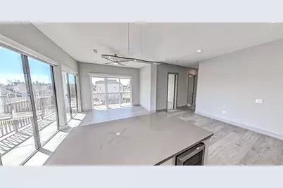 401 W 25th St Street #1144, Houston, TX 77008 - Photo 3