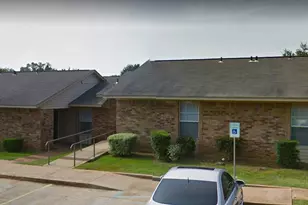 1302 Jacksonville, Jacksonville, TX 75766 - Photo 3