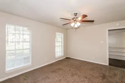 10530 Jaycreek Drive, Houston, TX 77070 - Photo 9