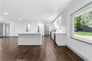 700 W Dogwood St, Woodville, TX 75979 - Photo 5