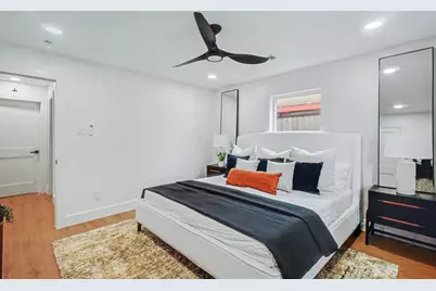 5443 Redstart Street, Houston, TX 77096 - Photo 17