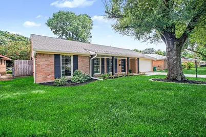 5443 Redstart Street, Houston, TX 77096 - Photo 3