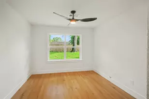 5443 Redstart St, Houston, TX 77096 - Photo 27