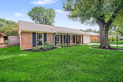 5443 Redstart Street, Houston, TX 77096 - Photo 3