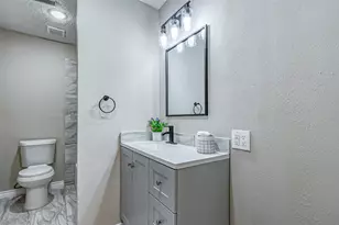 8707 Collingsdale Rd, La Porte, TX 77571 - Photo 37