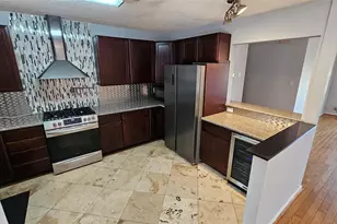 7 N Skimmer St, La Marque, TX 77568 - Photo 5