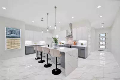 7611 Athlone Drive, Houston, TX 77088 - Photo 9