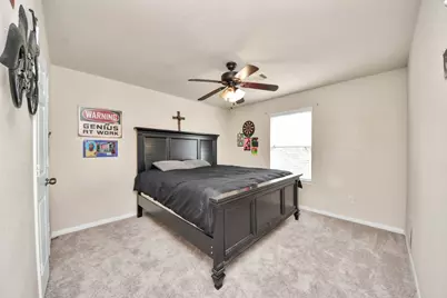 8611 Chaletford Drive, Houston, TX 77044 - Photo 27