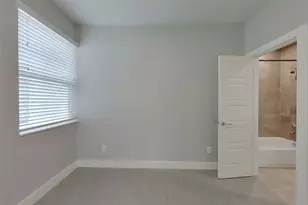 4421 Bora Bora Ln, Houston, TX 77045 - Photo 11