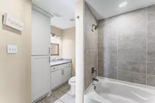 5231 Lyndhurst Dr, Houston, TX 77033 - Photo 11